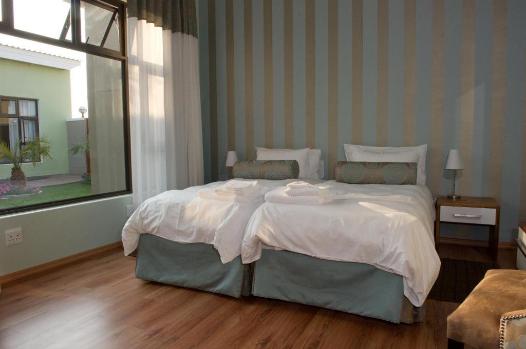 Namib Guesthouse Свакопмунд Екстер'єр фото