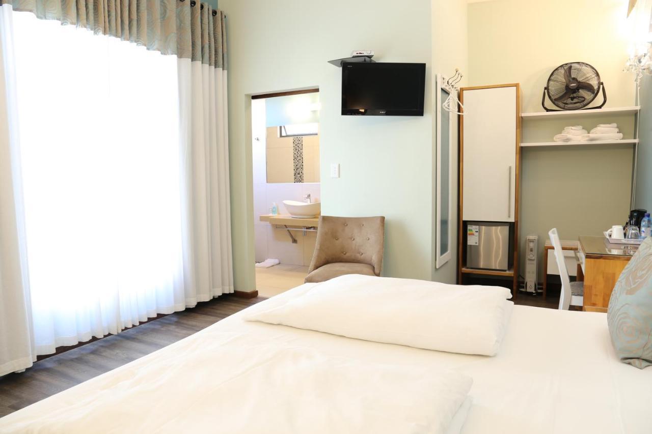 Namib Guesthouse Свакопмунд Екстер'єр фото